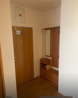 Ponúkame na prenájom 2.izb byt s garážovým státim v BA - 6