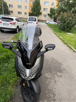 Honda Forza 300 - 6