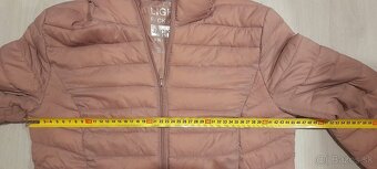 Ultraľahká predĺžená teplá bunda značky Primark veľkosť 164 - 6