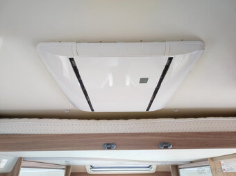 karavan Bürstner Lyseo Time T Limited 727G 4-miestny Automat - 6