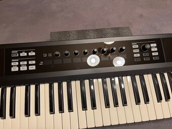 NI Komplete Kontrol S61 - 6