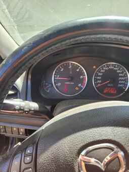 Mazda 6 2.0d 89kw rv 2005 - 6