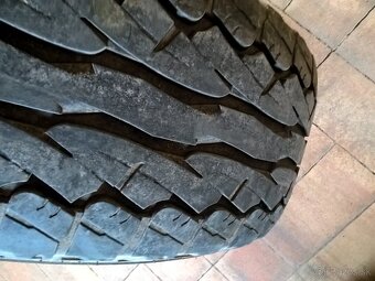 2 ks LETNÉ 245/65 R17 111H FALKEN 5-6 mm r.2021 LEN 25-€/kus - 6
