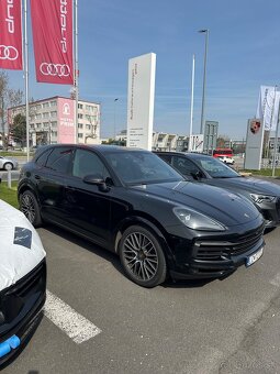 PORSCHE CAYENNE S 2020 - 6