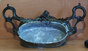 Starožitná bronzová žardiniéra - 6