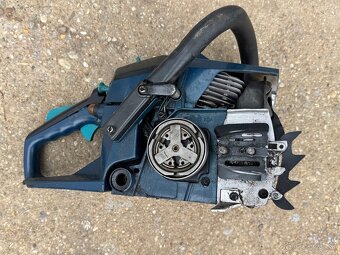 Predam motorovú pílu Einhell 1E39F - 6
