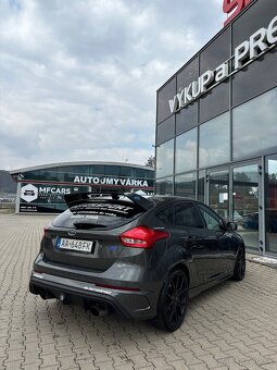 Ford Focus RS 2.3 Turbo ecoboost 4x4 - 6