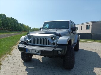 Jeep Wrangler - 6