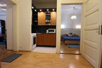 VELKÝ 2i.byt S BALKÓNOM, 62m2, V CENTRE BRATISLAVY. - 6