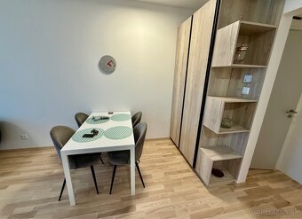 Prenájom 2izbový byt Metropolis Bratislava Staré mesto. - 6