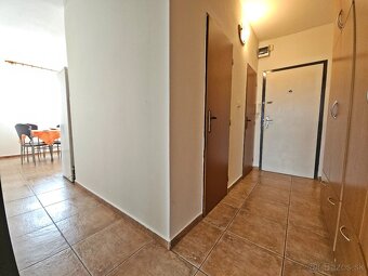 Veľký 2 izb. byt, 58m2 + loggia, prenájom, Krosnianska 77, K - 6