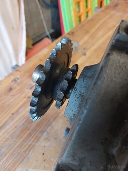 Motor s prevodovkou - 6