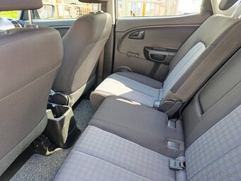 Kia Venga 1.4CRDI M6 16V My WORLD edícia. Rodinné auto. - 6
