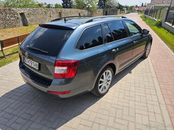 ŠKODA OCTAVIA COMBI III 2.0 TDI DSG STYLE - 6