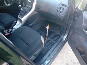 Toyota Auris - 6