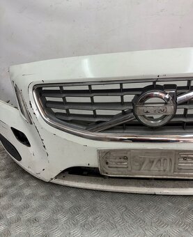 Volvo V60 2010- predný nárazník - 6