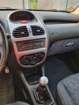 Peugeot 206 sw - 6