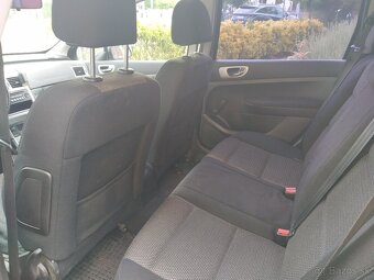Peugeot 307 Break OXYGO 1.6 HDi 90 - 6