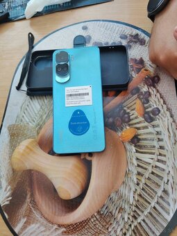 Honor p 90 lite - 6