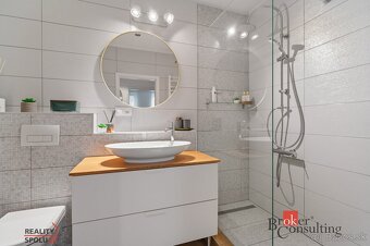 REZERVOVANÉ Moderný 2 izbový byt s parkovacím miestom Nitra, - 6