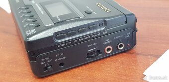 AIWA volkmen-na opravu - 6