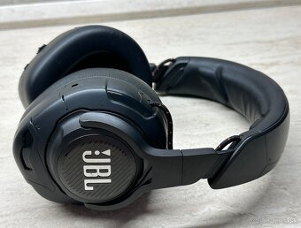 JBL Quantum ONE - 6