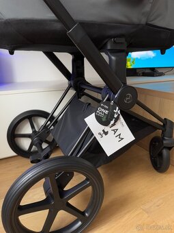 Nový cybex priam 4.0 simply flowers grey - 6