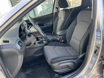 Hyundai i30 Combi 1.5 DPI 80kw benzin - 6