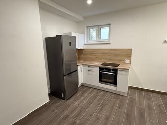 Na prenájom zariadený 3-izb.byt, Nitra, centrum - 6