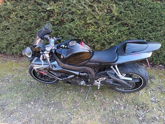 Suzuki GSXR 600 - K6 (2006 ročník) - 6