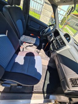 Mitsubishi L200 - 6