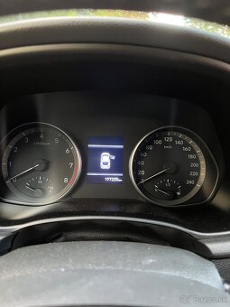 Hyundai i30 Fastback 1.5 T-GDi mHEV 2023 PLAY SR - 6