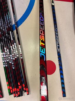UPLNE NOVA PROFI HOKEJKA CCM JETSPEED FT5 PRO - 6