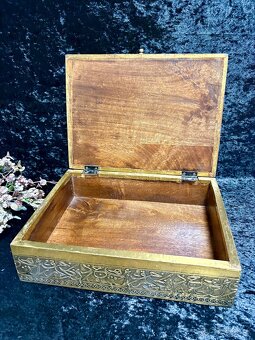 Starozitna arabská mosadzno drevená truhlica s emajlom - 6