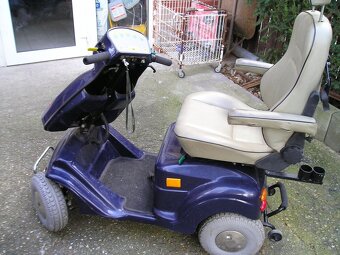 predám elektro invalidný vozík - 6