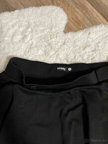 Čierna krátka sukňa - 6