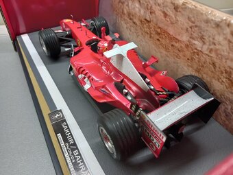 F1 FERRARI F2004 GP BAHRAIN 2004 SCHUMACHER HOTWHEELS 1:18 - 6