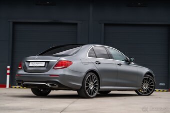 Mercedes-Benz E 220d AMG Line / Designo Magno - 6