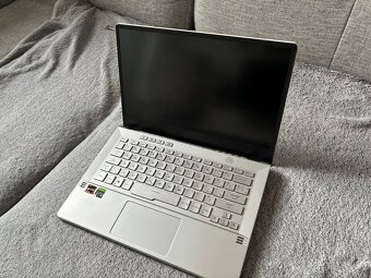 ROG Zephyrus G14 s AnimeMatrix - 6