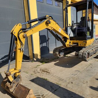 CAT 302.7D CR - 6