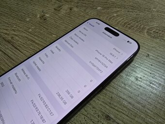 Iphone 16 pro max black 256gb v super stave ma 100 percentne - 6