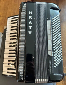 Kratt akordeón 415C - 6