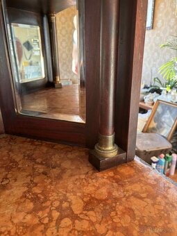 Predám secesny príborník s mramorom - 6