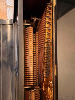 Pianino/klavír August Förster - 6