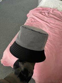 Prada klobúk / bucket hat čierny s kamienkami - 6