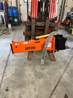 Hydraulické búracie kladivo na minibager - 6