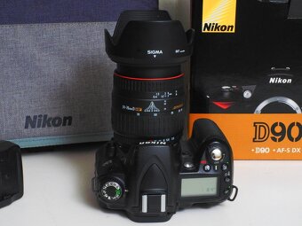 Nikon D90 s objektívom Sigma 24-70mm - 6