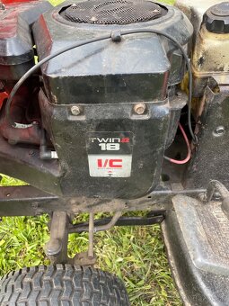 Traktorovu kosačku Husqvarna - 6