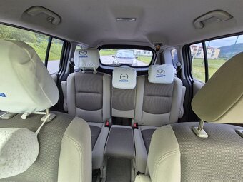 Mazda 5 - 6
