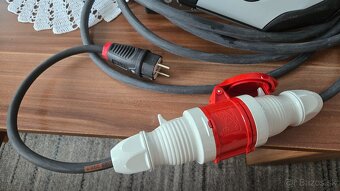 Inteligentná prenosná nabíjačka TYP 2 EVELINE Max II 11kw - 6